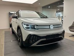 SUV или внедорожник Volkswagen ID.6 Crozz 2022 года, 5650000 рублей, Тюмень