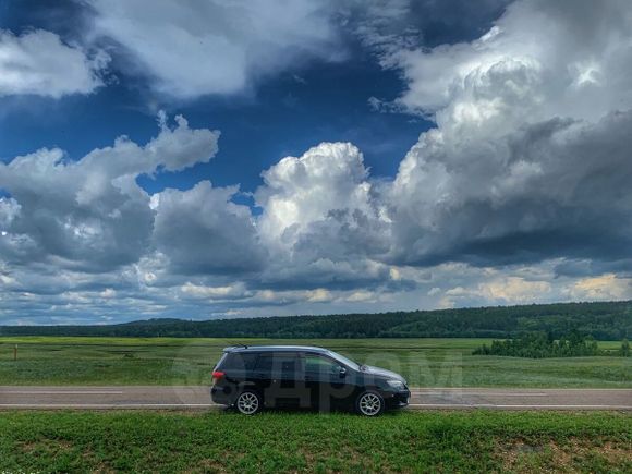  Toyota Corolla Fielder 2010 , 600000 , 