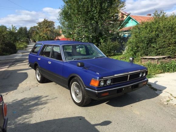  Nissan Gloria 1983 , 135000 , 