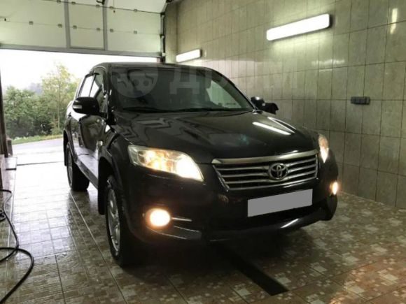 SUV   Toyota RAV4 2011 , 900000 , 