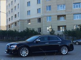 Седан Chrysler 300C 2013 года, 1480000 рублей, Симферополь