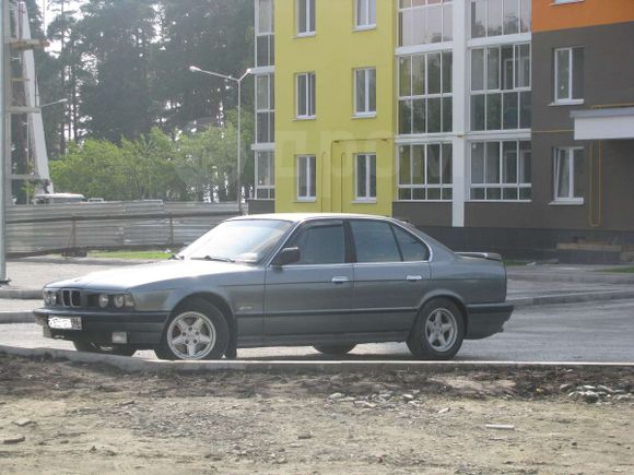 BMW 5-Series 1990 , 185000 ,  