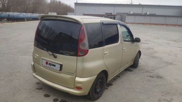 Тойота Фанкарго 2000 года