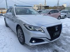 Седан Toyota Crown 2020 года, 3355000 рублей, Владивосток