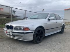Седан BMW 5-Series 1997 года, 390000 рублей, Мегион