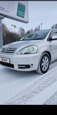 Минивэн или однообъемник Toyota Ipsum 2001 года, 775000 рублей, Новосибирск