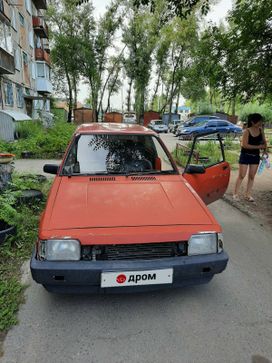  3  Mazda Familia 1985 , 35000 , 