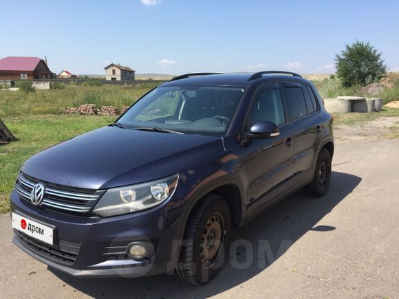 SUV   Volkswagen Tiguan 2011 , 650000 , 