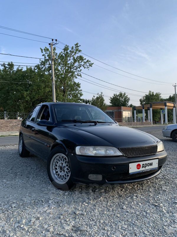  Opel Vectra 1998 , 180000 , --