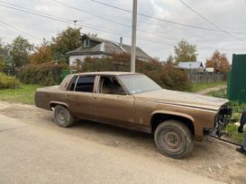  Cadillac Fleetwood 1984 , 160000 , 