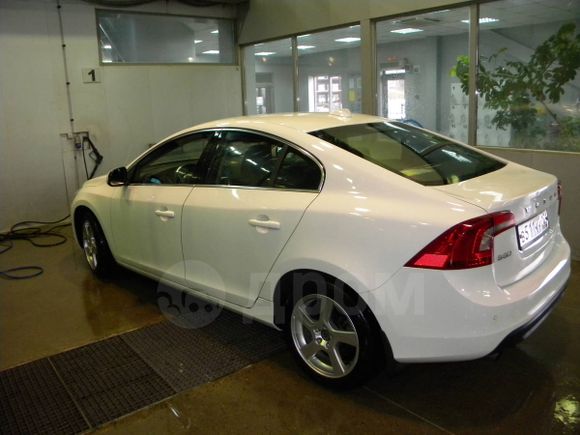  Volvo S60 2012 , 810000 , 