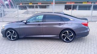 Седан Honda Accord 2018 года, 2400000 рублей, Донецк