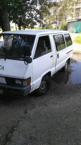    Toyota Town Ace 1986 , 35000 , 