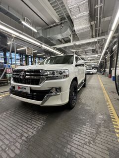SUV или внедорожник Toyota Land Cruiser 2021 года, 8290000 рублей, Барнаул