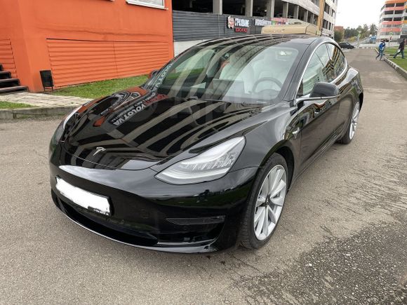  Tesla Model 3 2018 , 3830000 , 