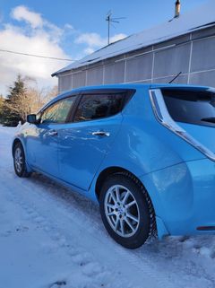 Хэтчбек Nissan Leaf 2015 года, 650000 рублей, Петропавловск-Камчатский