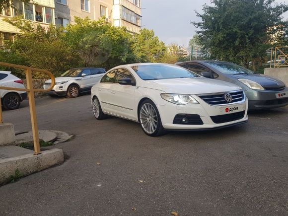  Volkswagen Passat CC 2011 , 800000 , 