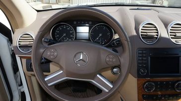 SUV   Mercedes-Benz GL-Class 2009 , 2050000 , 