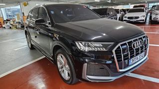 SUV или внедорожник Audi Q7 2020 года, 7650000 рублей, Иркутск