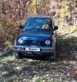  3  Mitsubishi Pajero Junior 1998 , 180000 , 