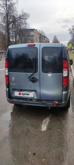 Минивэн или однообъемник Fiat Doblo 2011 года, 1000000 рублей, Зарайск