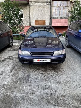  Toyota Carina 1992 , 200000 , 