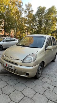 Хэтчбек Toyota Funcargo 2002 года, 380000 рублей, Новокузнецк