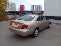 Седан Toyota Camry 2005 года, 1250000 рублей, Барнаул