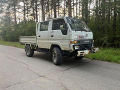 Бортовой грузовик Toyota Hiace 1994 года, 650000 рублей, Благовещенск