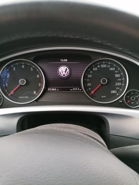 SUV   Volkswagen Touareg 2011 , 1850000 , 