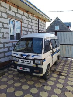 Минивэн или однообъемник Suzuki Carry Van 1988 года, 90000 рублей, Куйбышев