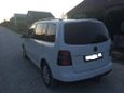    Volkswagen Touran 2009 , 605000 , 