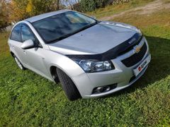 Седан Chevrolet Cruze 2009 года, 655000 рублей, Омск