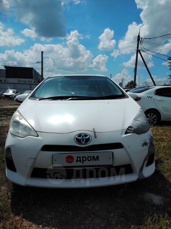  Toyota Aqua 2012 , 400000 , 