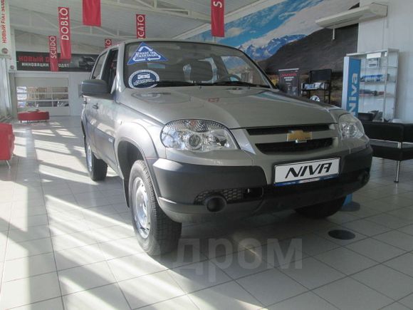 SUV   Chevrolet Niva 2015 , 574000 , 