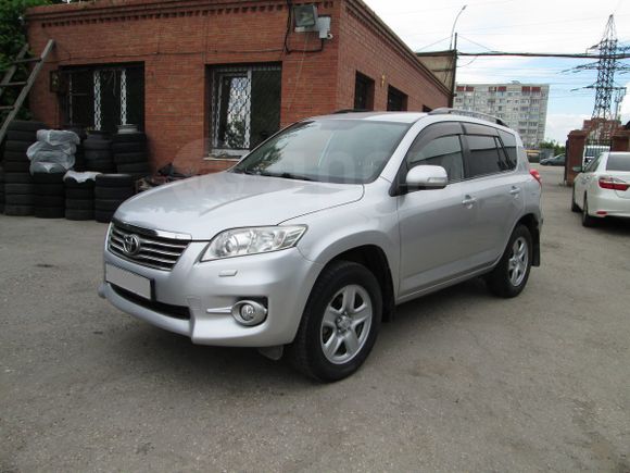 SUV   Toyota RAV4 2011 , 700000 , 