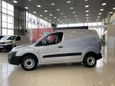    Peugeot Partner 2021 , 1399000 , 