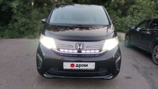 Минивэн или однообъемник Honda Stepwgn 2017 года, 1890000 рублей, Ижевск