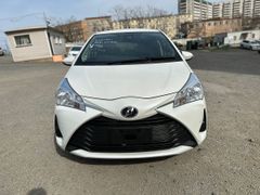 Хэтчбек Toyota Vitz 2018 года, 1079000 рублей, Магнитогорск