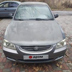 Седан Hyundai Accent 2004 года, 320000 рублей, Ростов-на-Дону