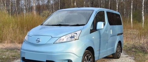    Nissan e-NV200 2017 , 850000 , 