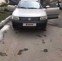  Volkswagen Passat 2000 , 225000 , 