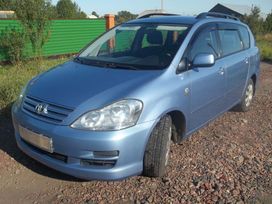    Toyota Avensis Verso 2004 , 479000 , 