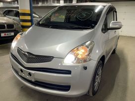  Toyota Ractis 2010 , 685000 , 