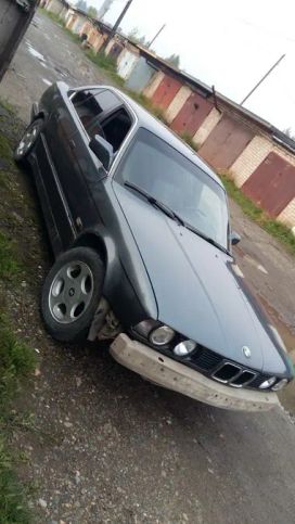  BMW 5-Series 1989 , 120000 , 