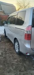    Toyota Noah 2008 , 590000 , -