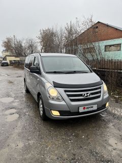Минивэн или однообъемник Hyundai H1 2016 года, 2000000 рублей, Кемерово