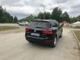 SUV   Volkswagen Touareg 2011 , 1560000 , 