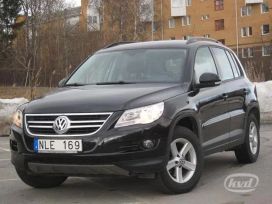 SUV   Volkswagen Tiguan 2010 , 1070000 , 