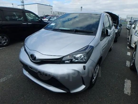  Toyota Vitz 2015 , 595000 , 